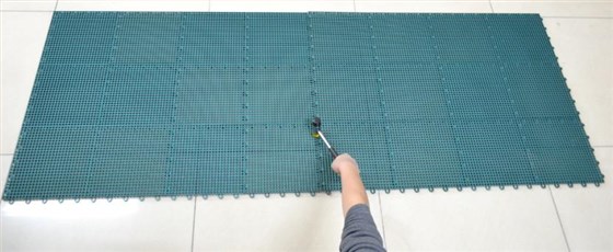 室外专用悬浮拼装地板的安装方法和说明9