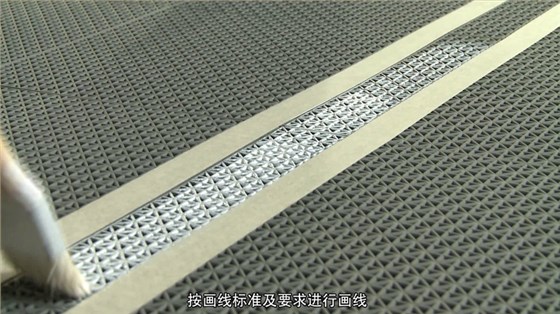 悬浮拼装地板施工