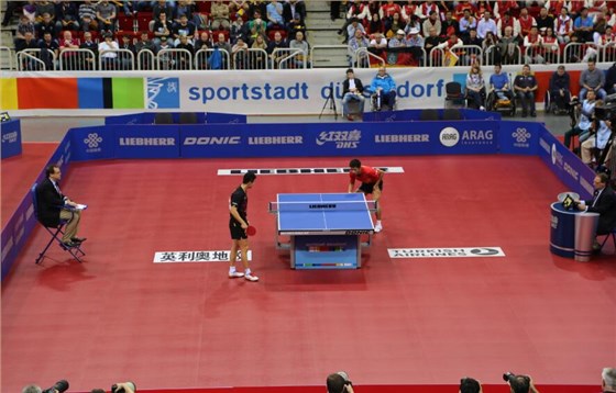 男子世界杯乒乓球塑胶地板