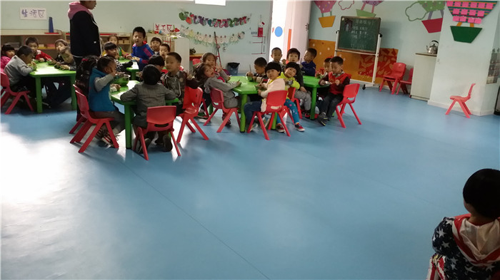 幼儿园 塑胶地板