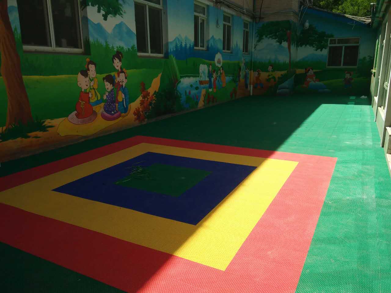 垡头幼儿园悬浮式拼装地板