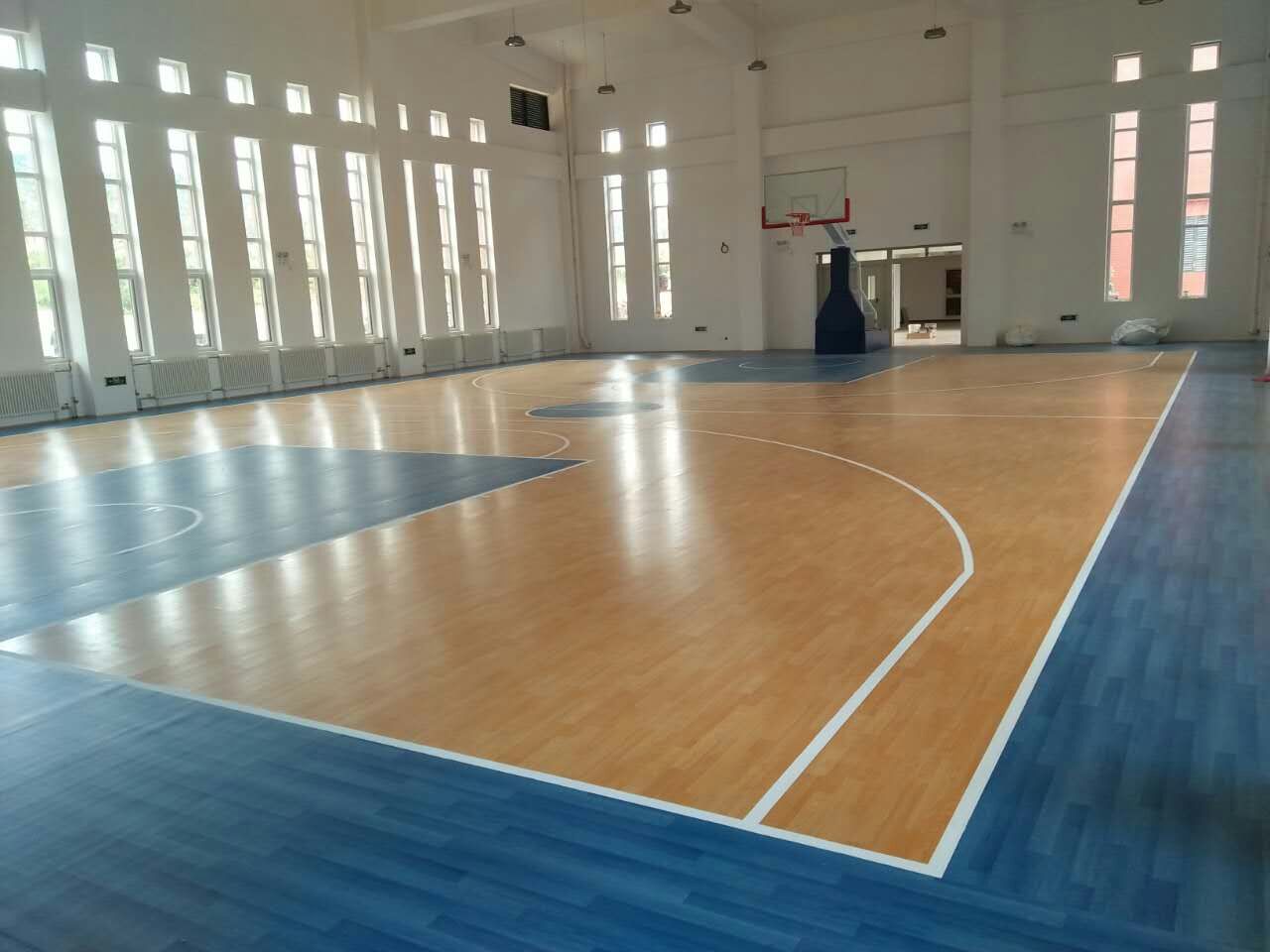 恭贺天津蓟县某大学室内篮球场运动地胶项目圆满完工！