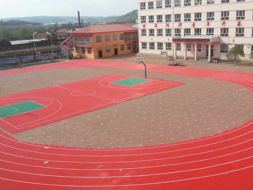 篮球场悬浮地板