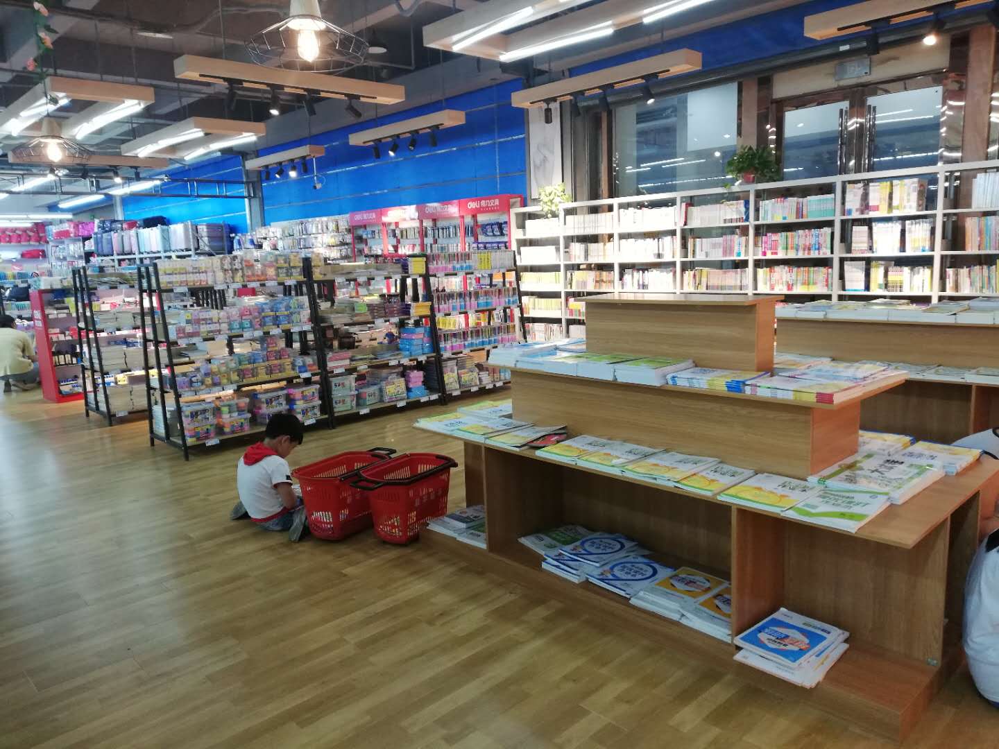 书店塑胶地板