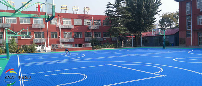 北京第三中学-室外悬浮式拼装地板