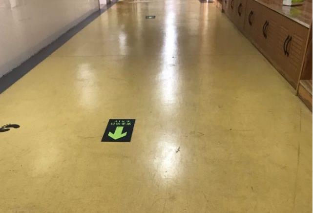 学校地板